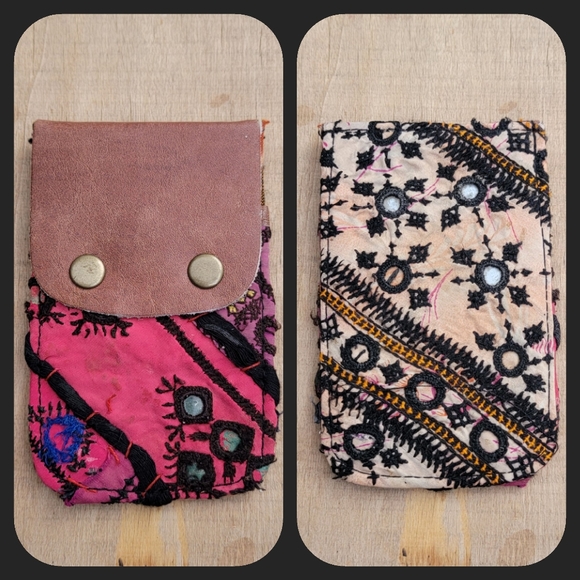 Free People Handbags - 🌋👽 Free People Boho Embroidered Repurposed vtg banjara hippie Wallet card case